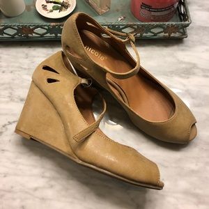 Tan wedges